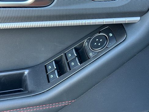 New 2026 Ford Explorer ST-Line w/ ST-Line Street Pack image 12