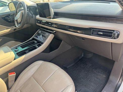 Used 2020 Lincoln Aviator Reserve w/ Equipment Group 201A image 22