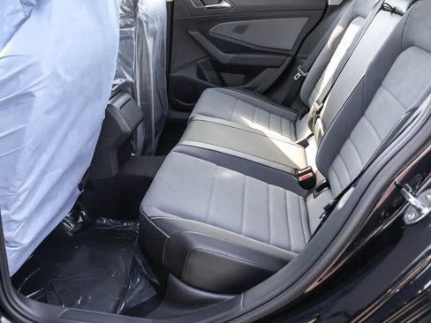 New 2026 Volkswagen Jetta SE FWD image 37