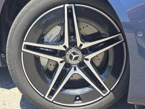 Used 2023 Mercedes-Benz C 300 4MATIC Sedan image 10