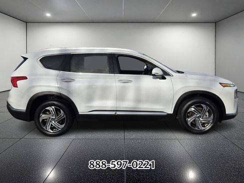 Used 2021 Hyundai Santa Fe SEL w/ Convenience Package image 2