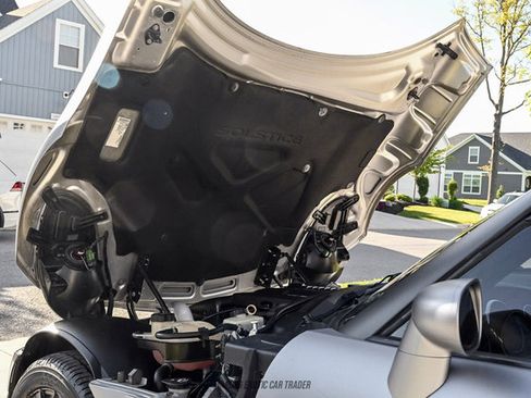 Used 2009 Pontiac Solstice GXP w/ Premium Package RWD image 27