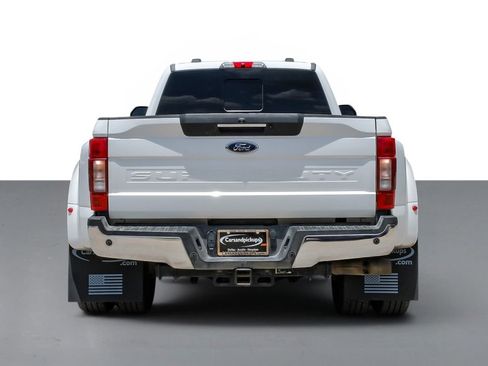 Used 2020 Ford F350 Lariat w/ Lariat Ultimate Package AWD/4WD image 8