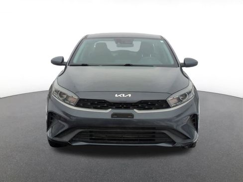 Used 2022 Kia Forte LXS image 9