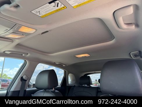 Used 2023 Hyundai Kona Limited w/ Cargo Package FWD image 29