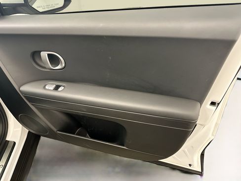 Used 2024 Hyundai Ioniq 5 SEL image 34