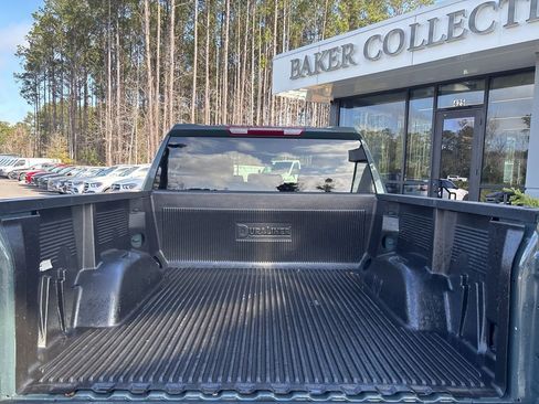 Used 2025 Chevrolet Silverado 1500 LT AWD/4WD image 17