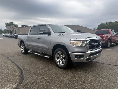 Used 2020 RAM 1500 Big Horn AWD/4WD image 2