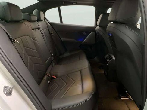 Used 2025 BMW 530i RWD image 24