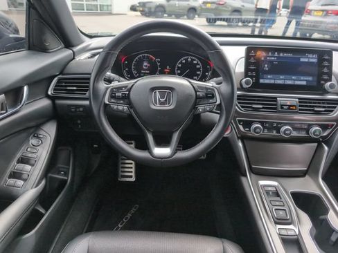 Used 2022 Honda Accord Sport image 19