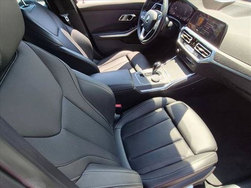 Used 2022 BMW 330i Sedan w/ Driving Assistance Package RWD image 20
