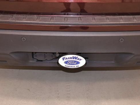 Certified 2020 Ford Explorer XLT w/ Class III Trailer Tow Package AWD/4WD image 42
