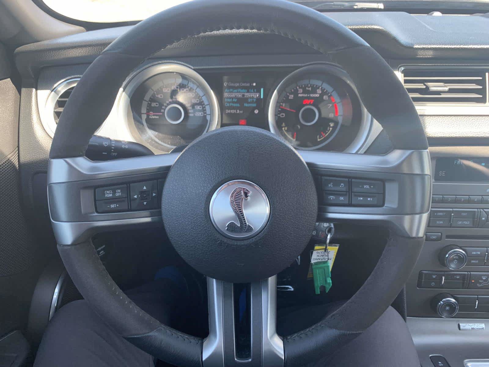Used 2013 Ford Mustang Shelby GT500 RWD image 98