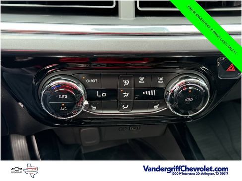 New 2026 Chevrolet Trax ACTIV w/ Sunroof Package FWD image 19