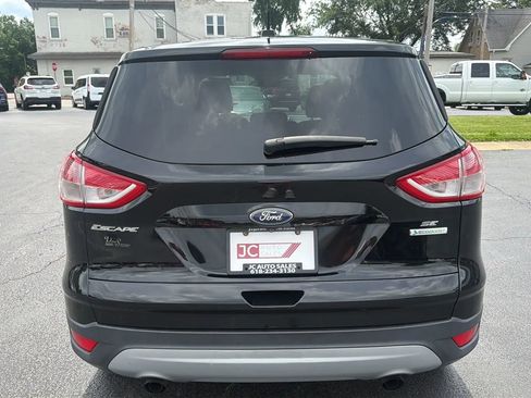 Used 2016 Ford Escape SE FWD image 6