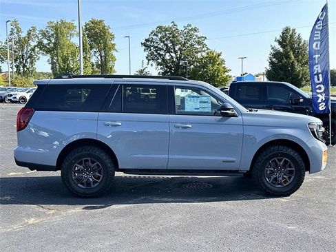 New 2025 Ford Expedition Tremor image 2