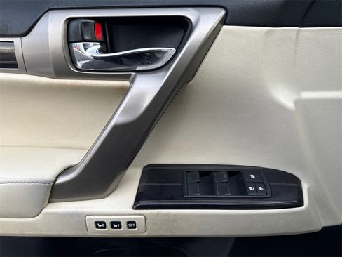 Used 2021 Lexus GX 460 Premium image 19