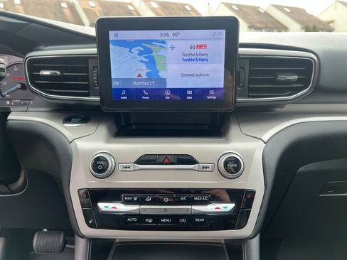 Used 2023 Ford Explorer XLT w/ Equipment Group 202A image 21