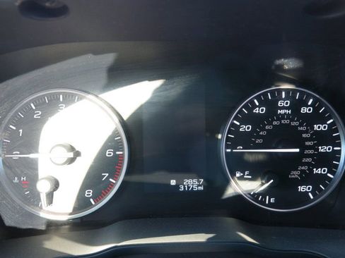 Used 2024 Subaru Crosstrek 2.5i Limited image 24