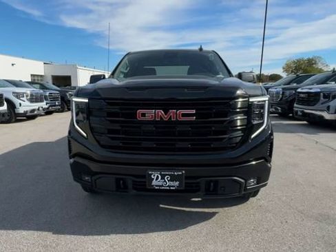 New 2026 GMC Sierra 1500 Elevation image 3