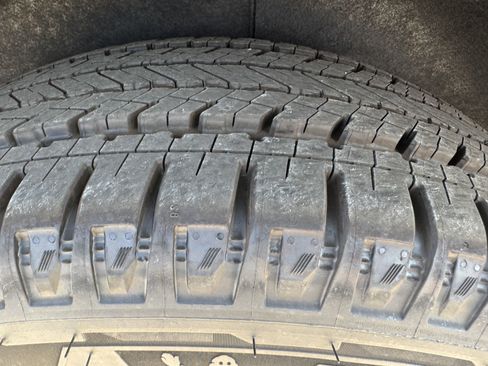 New 2025 Cadillac Escalade IQ Sport 2 image 33