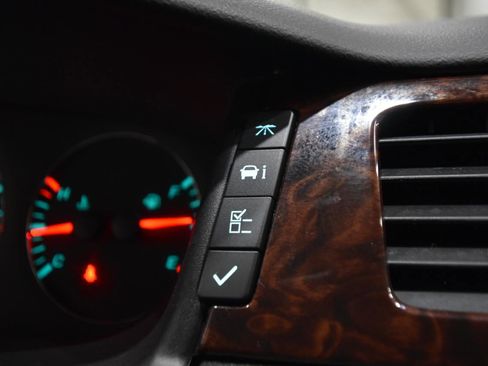 Used 2012 Chevrolet Impala LT image 24