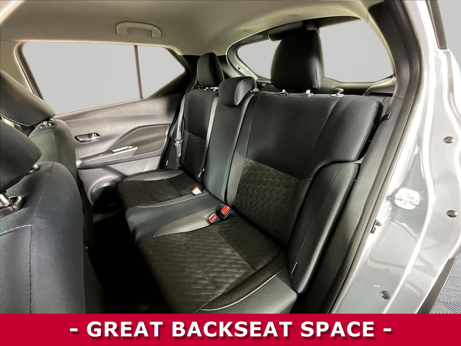 Used 2024 Nissan Kicks SV FWD image 22