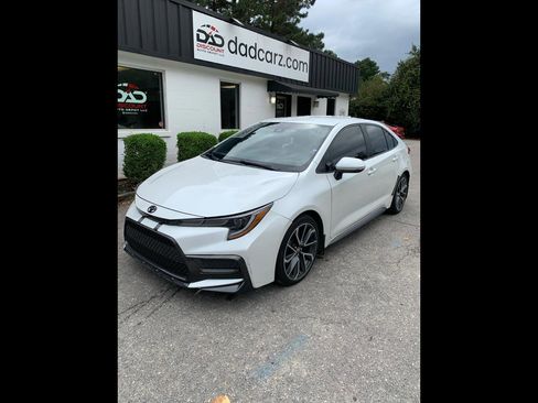 Used 2022 Toyota Corolla SE image 1