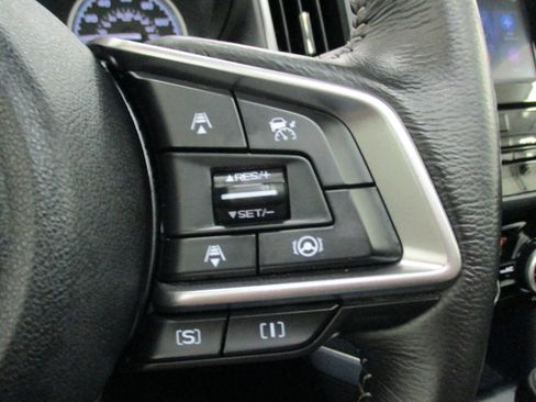 Used 2022 Subaru Forester Premium image 26