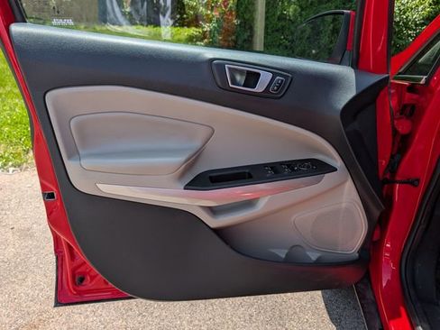 Used 2021 Ford EcoSport Titanium FWD image 33