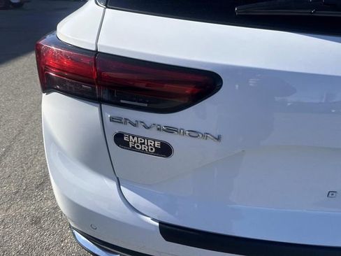 Used 2023 Buick Envision Essence image 5