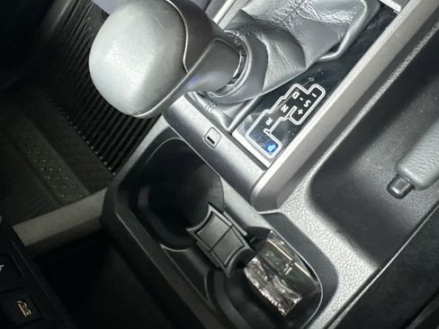 Used 2023 Toyota Tacoma TRD Off-Road AWD/4WD image 18