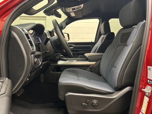 New 2026 RAM 1500 Big Horn AWD/4WD image 7