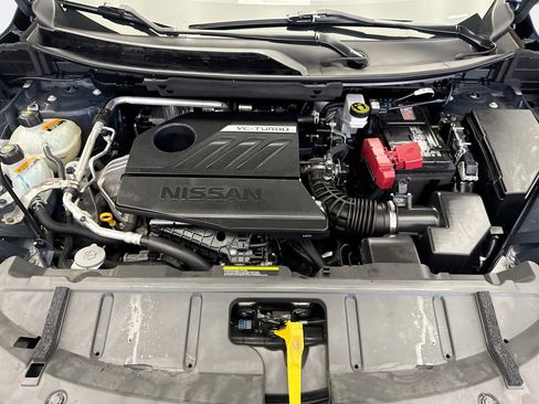 Used 2024 Nissan Rogue SV image 21
