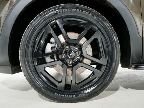 Used 2024 Kia Telluride EX X-Line image 34