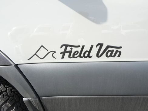 Used 2022 Mercedes-Benz Sprinter 144 Cargo image 7