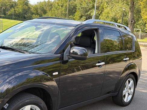 Used 2007 Mitsubishi Outlander XLS image 11