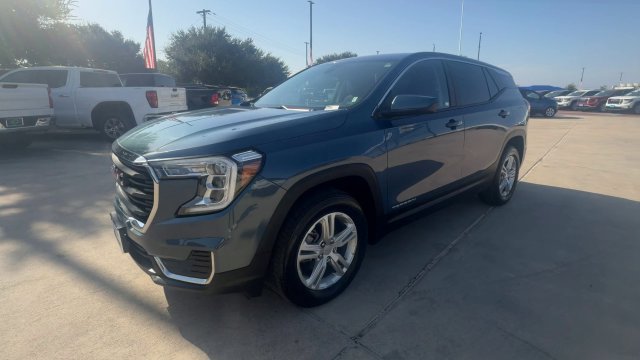 Certified 2024 GMC Terrain SLE AWD/4WD image 4