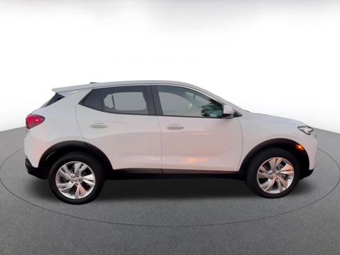 Used 2025 Buick Encore GX Preferred image 16