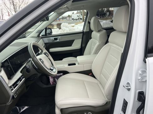 Used 2025 Hyundai Santa Fe Calligraphy image 13