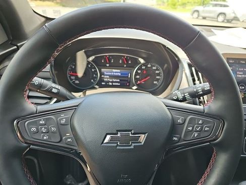 Used 2024 Chevrolet Equinox RS AWD/4WD image 24