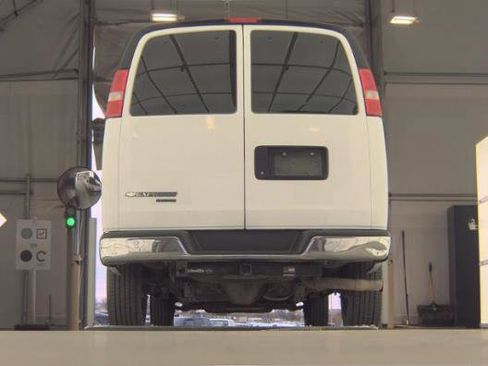 Used 2015 Chevrolet Express 3500 LT w/ LT Preferred Equipment Group image 7