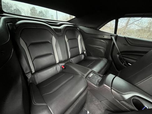 Used 2018 Chevrolet Camaro SS image 22