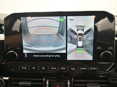Used 2023 Nissan Pathfinder Platinum w/ Cargo Package AWD/4WD image 19