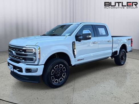 Used 2024 Ford F250 Platinum AWD/4WD image 2