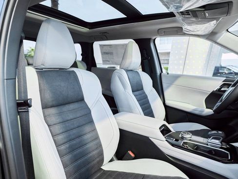 New 2026 Mitsubishi Outlander SE FWD image 26