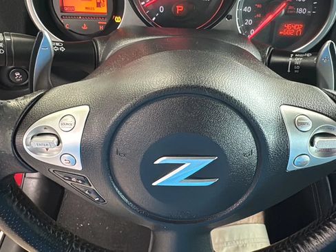 Used 2016 Nissan 370Z Coupe RWD image 23