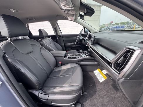 New 2025 Kia Sorento S image 10