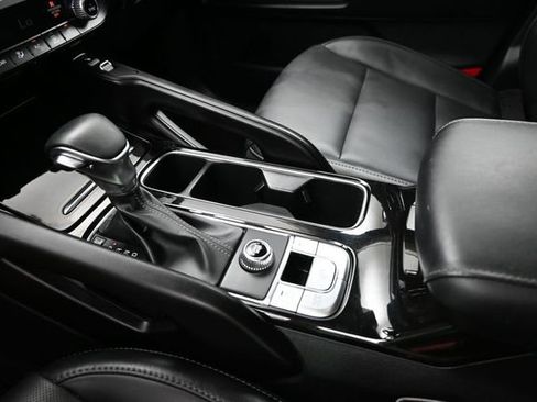 Used 2025 Kia Telluride S FWD image 9