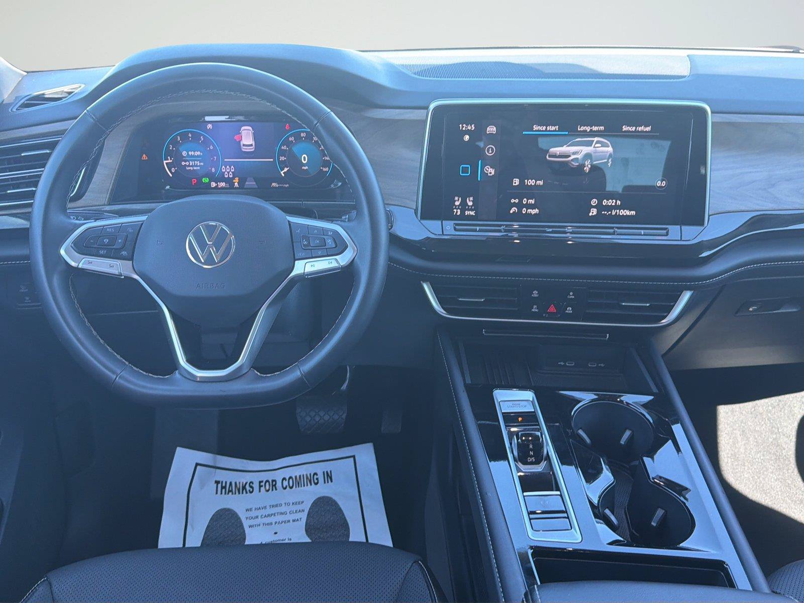 Used 2025 Volkswagen Atlas SE AWD/4WD image 18